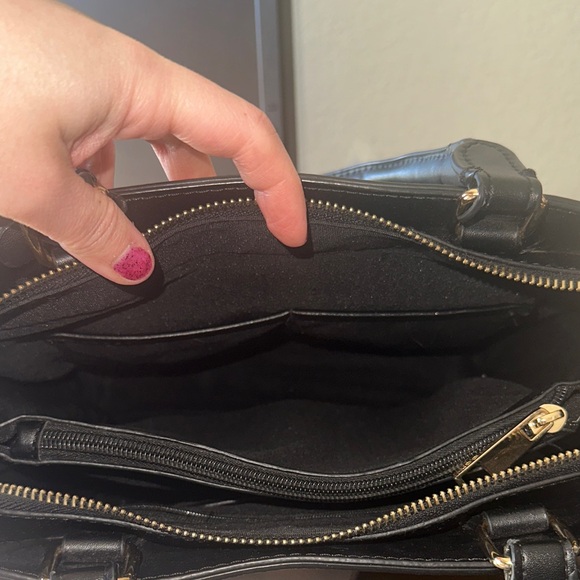 ALDO Elegant Black Leather Handbag - Picture 10 of 14